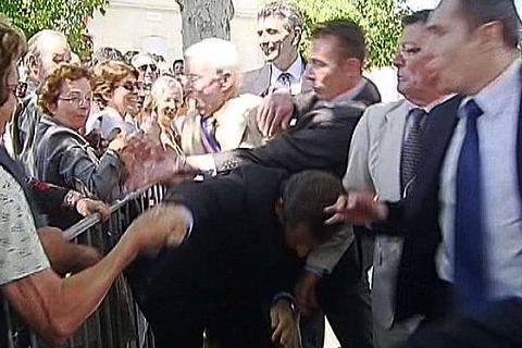 Επίθεση στο Nicola Sarkozy