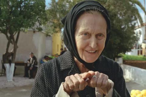 Yiayia mia! Γιαγιάδες από την Ελλάδα κατακτούν τις ΗΠΑ...