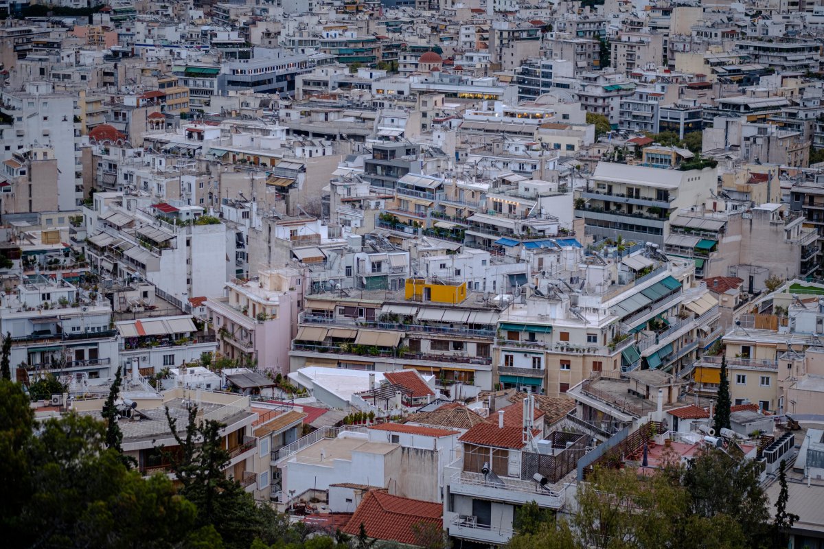 Οι ξένοι «ψηφίζουν» Ελλάδα για σπίτι: Ποιοι αγοράζουν και πού