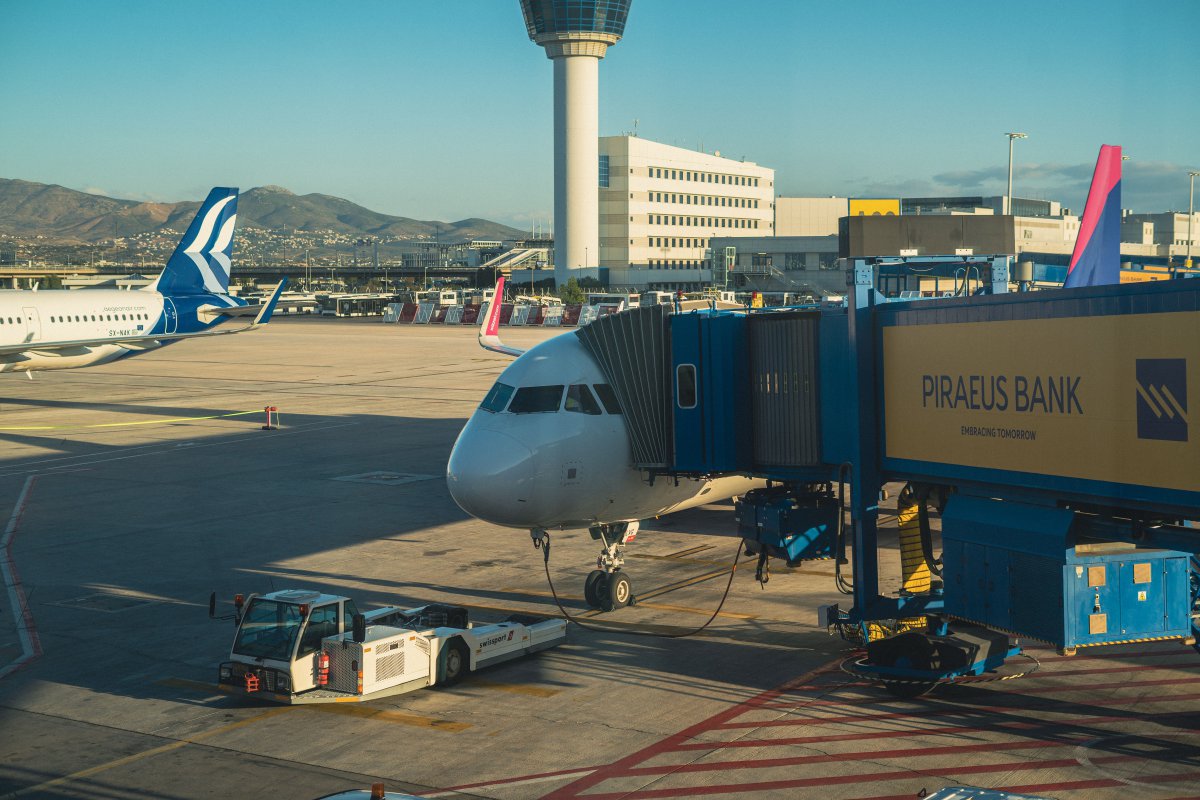 Γιατί έγιναν ακριβότερα τα αεροπορικά εισιτήρια στην Ελλάδα – Τα νέα στοιχεία της Eurostat