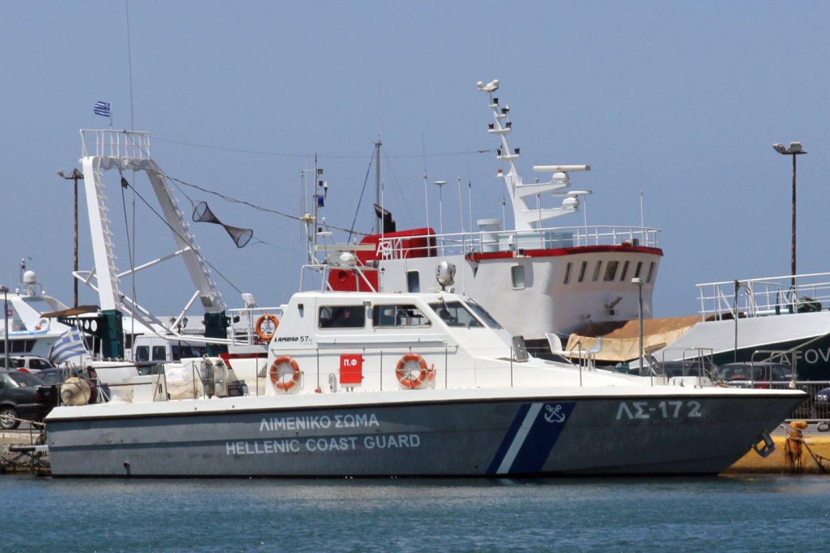 Θεσσαλονίκη: Νεκρός άνδρας ανασύρθηκε από τον Θερμαϊκό στο Ποσειδώνιο - Ο άνδρας παραμένει αγνώστων στοιχείων, ενώ το Λιμεναρχείο Θεσσαλονίκης διέταξε νεκροψία-νεκροτομή για τα αίτια του θανάτου.
