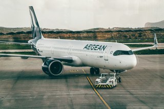 Επεισόδιο σε πτήση προς Χανιά: Δύο γυναίκες συνελήφθησαν – Αστυνομικός τραυματίστηκε