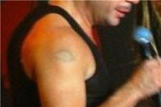 Η αποκάλυψη για τον θάνατο του Γιώργου Μαζωνάκη: Έψαχναν στο AI πως θα τον επαναφέρουν στη ζωή – Μυστήριο με τις δύο δόσεις αδρεναλίνης