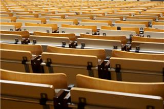 Πανεπιστήμιο Πατρών: 400 φοιτητές δεν εγγράφηκαν λόγω ακρίβειας – Αδεια έδρανα και στην Ιατρική
