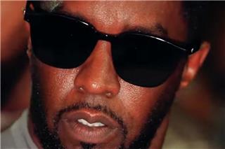 Diddy: Ζει σαν βασιλιάς στη φυλακή - Πώς αγοράζει VIP υπηρεσίες από άλλους κρατούμενους