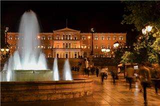 Τηλεφώνημα για βόμβα στη Βουλή - Έρευνα του ΤΕΕΜ