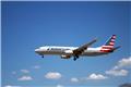 Τρόμος σε πτήση της American Airlines: Πουλιά προκάλεσαν φωτιά σε κινητήρα Boeing 737