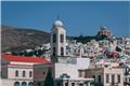 Νεκρή γυναίκα στην Ανω Σύρο – Βρέθηκε μαχαιρωμένη