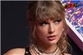 Taylor Swift: Το μυστικό ψευδώνυμο που έκρυβε την πιο αναπάντεχη συνεργασία στην ποπ μουσική