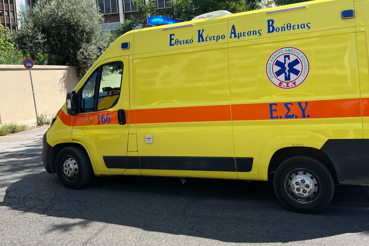 16χρονη κατέρρευσε με καρδιακή ανακοπή στο σπίτι – Η μητέρα της την έσωσε κάνοντας ΚΑΡΠΑ - Ο απινιδωτής τέθηκε σε λειτουργία μέσα σε λιγότερο από δύο λεπτά και με την πρώτη απινίδωση η 16χρονη ανέπνευσε ξανά