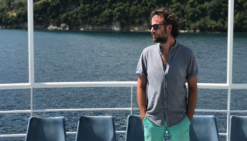 Ο Κωστής Μαραβέγιας στο Μουσικό Αλσος της Καρδίτσας
