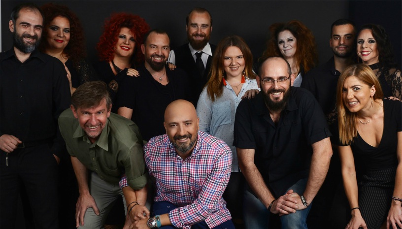 «Τρεις... και Καίγεσαι» μια κωμωδία... δράμα για τη ζωή και τους ανθρώπους